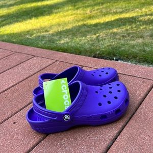 Crocs Classic, women’s size 9 NWT